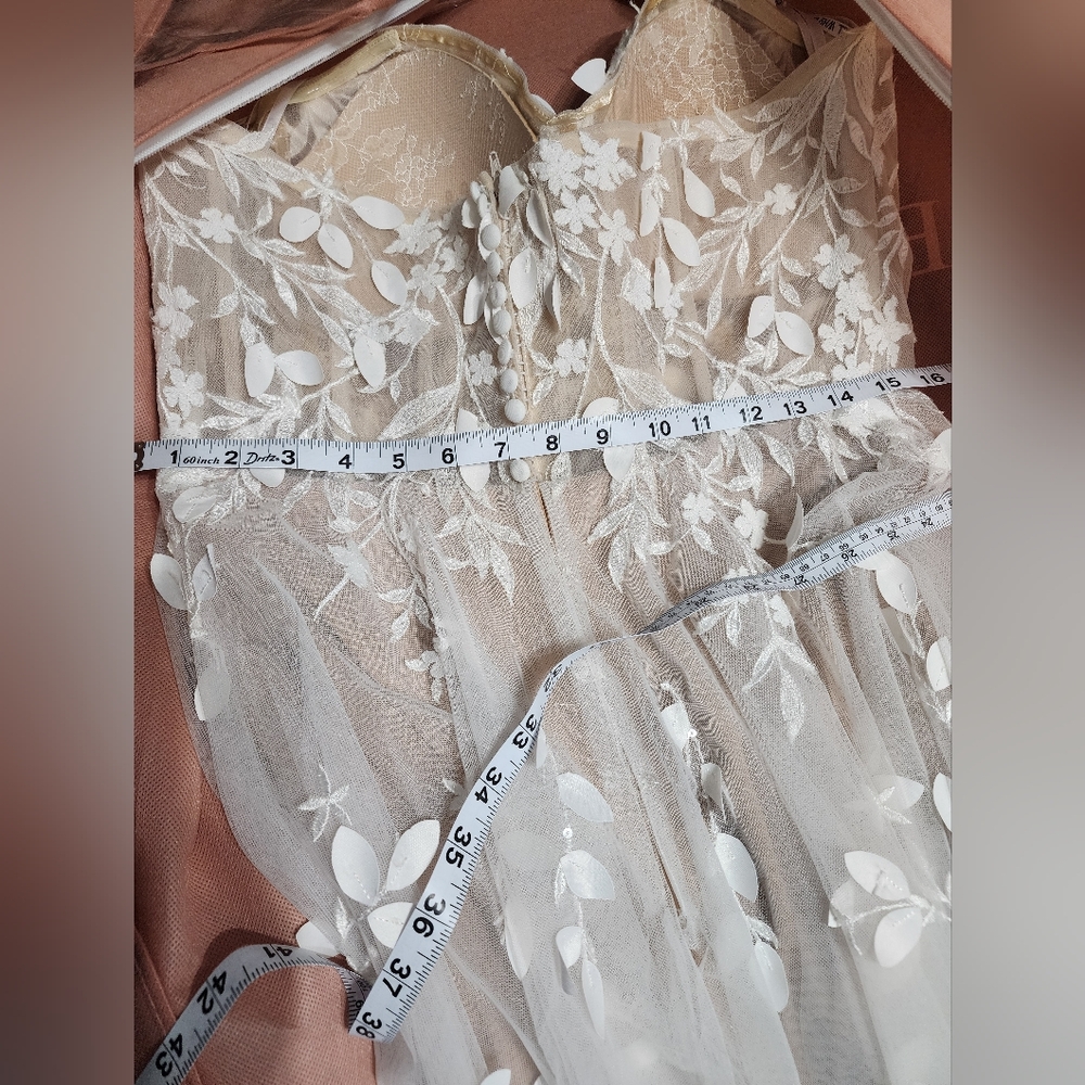 All Who Wander Raine Dress - Picture 9 of 10